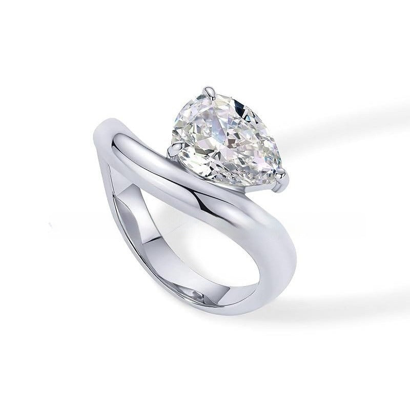 14K Gold Plated Wavy Ring | Solitaire Cubic Zirconia
